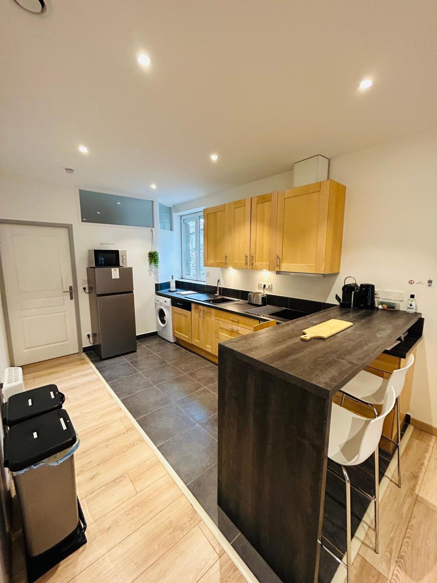 Ferienwohnung L'Etape Des Sacres Reims Exterior foto